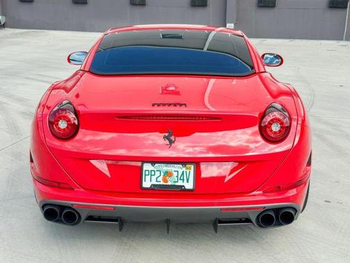 2017 Ferrari California T