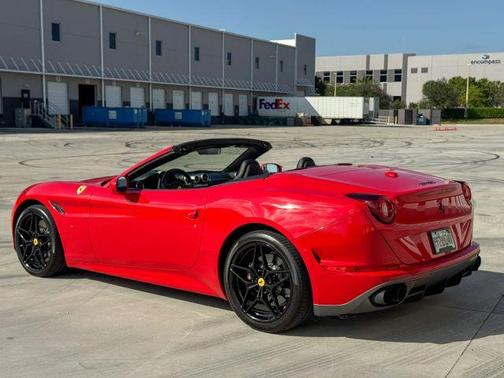 2017 Ferrari California T