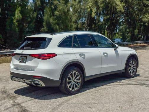 2024 Mercedes-Benz GLC 300 Base