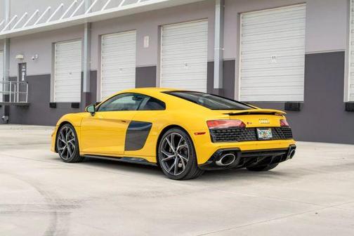 2023 Audi R8 5.2 V10 performance