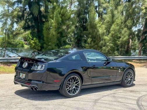 2012 Ford Shelby GT500 Base