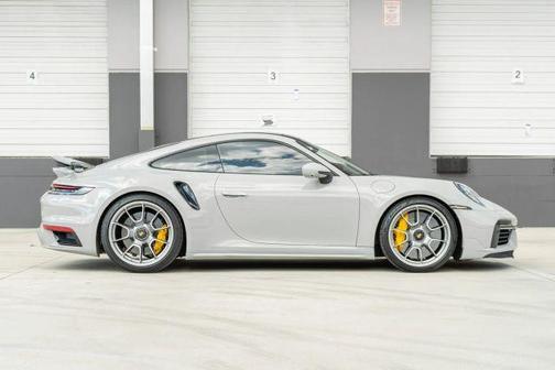 2021 Porsche 911 Turbo S