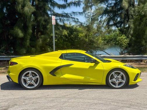 2023 Chevrolet Corvette Stingray w/1LT