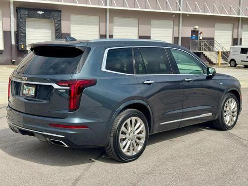 2020 Cadillac XT6 Premium Luxury FWD