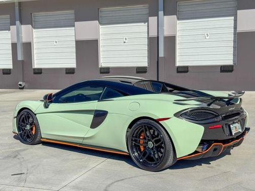 2017 McLaren 570S Base