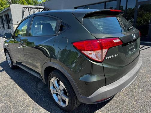 Green 2018 Honda HR-V LX