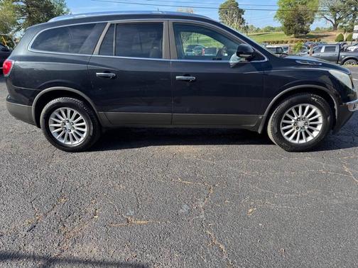 Black 2009 Buick Enclave CROSSOVER