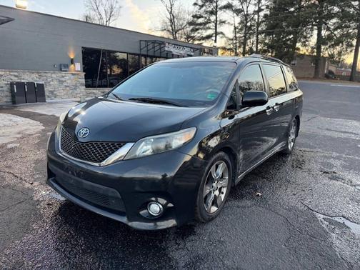 2014 Toyota Sienna SE