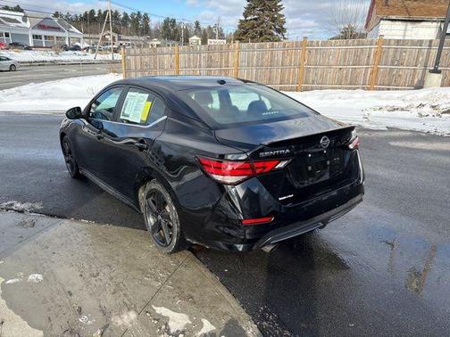 2022 Nissan Sentra SR