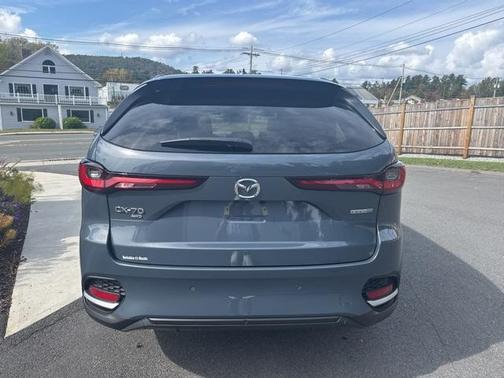 2025 Mazda CX-70 PHEV Premium Package
