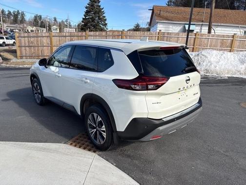 2021 Nissan Rogue SV