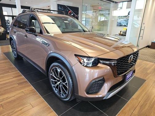2025 Mazda CX-70 PHEV Premium Package