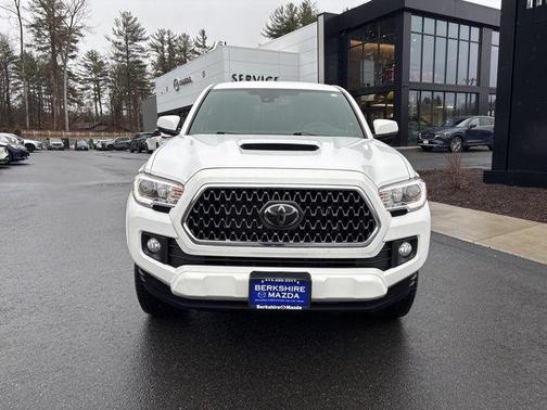 2018 Toyota Tacoma TRD Sport