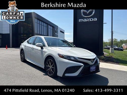 Ice 2024 Toyota Camry SE