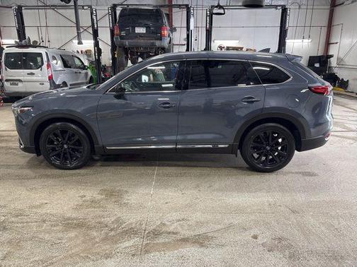 2023 Mazda CX-9 Carbon Edition
