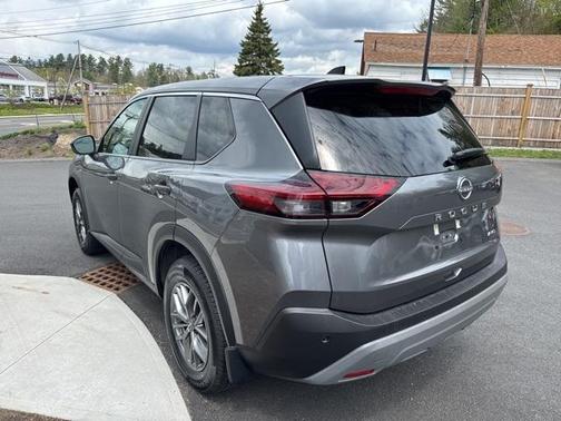 2022 Nissan Rogue S