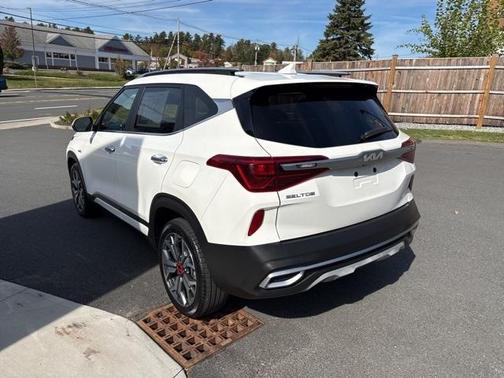 2022 Kia Seltos SX