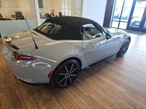 2025 Mazda MX-5 Miata Grand Touring
