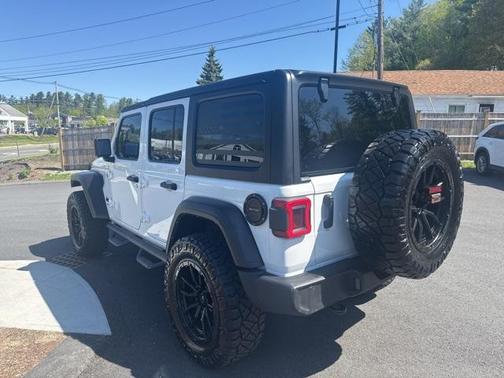 2022 Jeep Wrangler Unlimited Sport