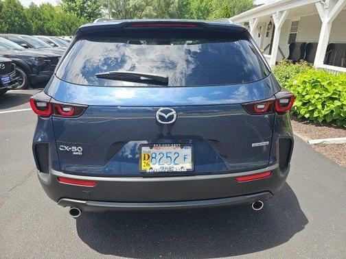 2025 Mazda CX-50 2.5 S Preferred Package