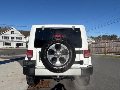 2018 Jeep Wrangler JK Sahara