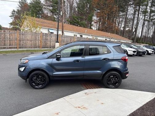 2022 Ford EcoSport SES