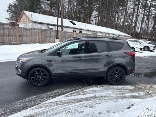 2019 Ford Escape SE