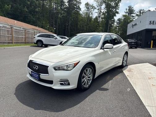 2015 INFINITI Q50 Base