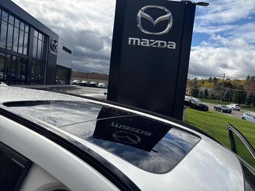 2025 Mazda CX-90 Premium
