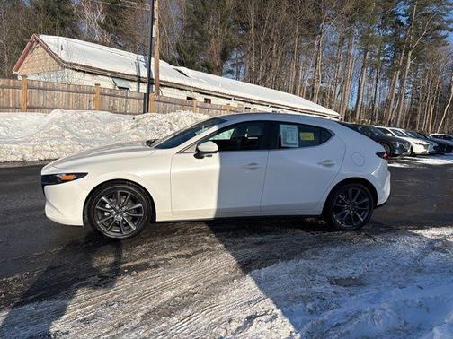 2025 Mazda Mazda3 FWD w/Preferred Package