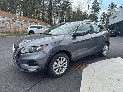 2022 Nissan Rogue Sport SV