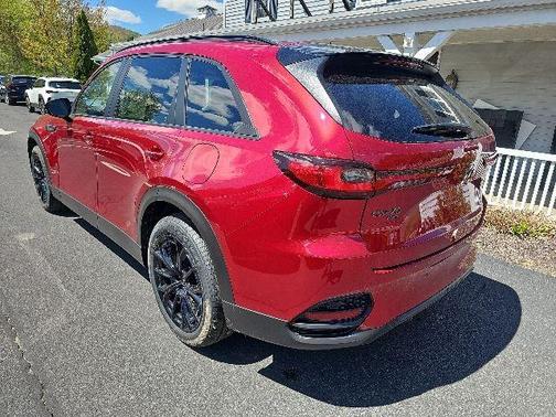 Soul Red Crystal Metallic 2026 Mazda CX-70 3.3 TURBO PREFERRED