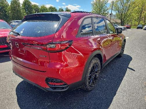 Soul Red Crystal Metallic 2026 Mazda CX-70 3.3 TURBO PREFERRED