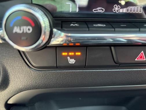 2025 Mazda Mazda3 2.5 S Carbon Edition