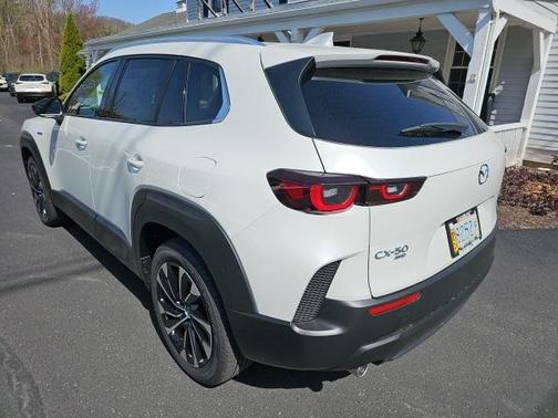 2025 Mazda CX-50 Hybrid Premium Plus Package
