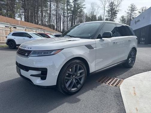 2024 Land Rover Range Rover Sport SE