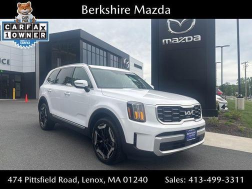 Glacial White Pearl 2024 Kia Telluride S