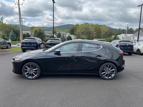 2025 Mazda Mazda3 FWD w/Preferred Package