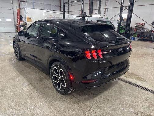 2022 Ford Mustang Mach-E GT