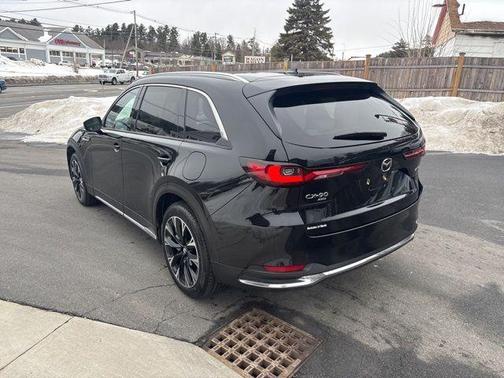 2024 Mazda CX-90 PHEV Premium Plus