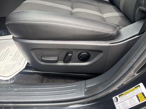 Jet Black Mica 2024 Mazda CX-50 2.5 S Preferred Package