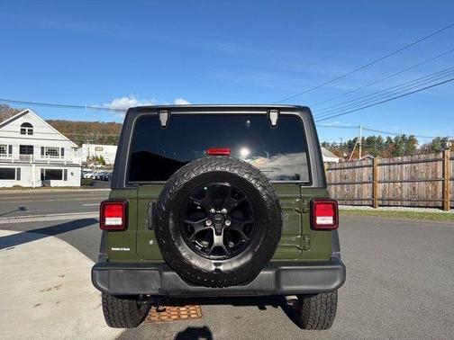 2022 Jeep Wrangler Sport