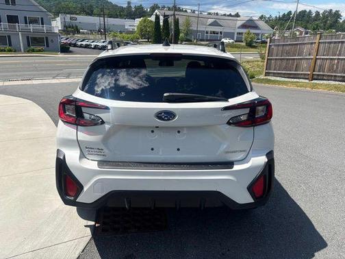 Crystal White Pearl 2024 Subaru Crosstrek Premium