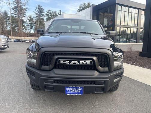 Diamond Black 2022 RAM 1500 Classic SLT