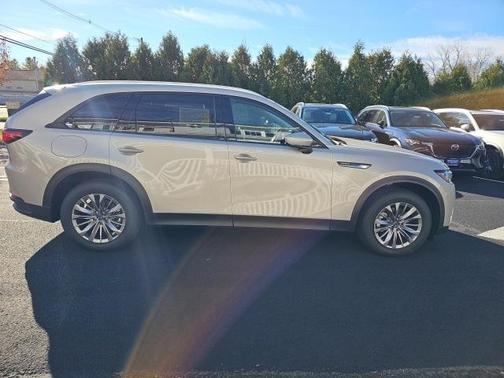2025 Mazda CX-90 PHEV Preferred Package
