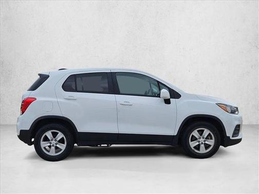 Summit White 2020 Chevrolet Trax LS