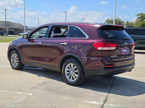 2018 Kia Sorento LX