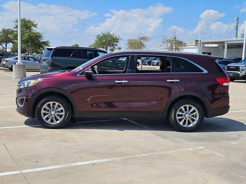 2018 Kia Sorento LX