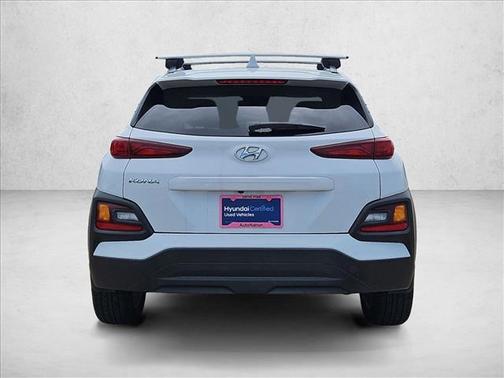 2021 Hyundai KONA SEL Plus