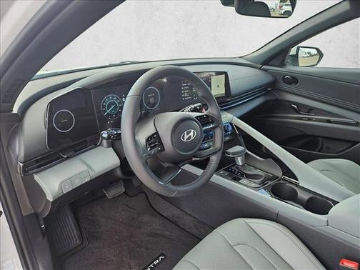 2025 Hyundai ELANTRA HEV Limited